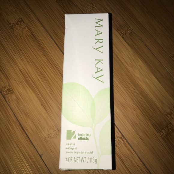 NEW Mary Kay botanical effects cleanser - Picture 2 of 3